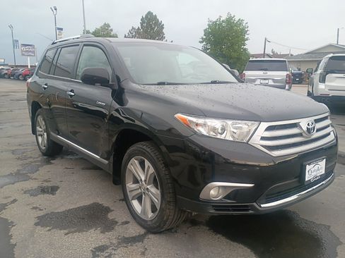 Used 2013 Toyota Highlander Limited AWD/4WD image 4