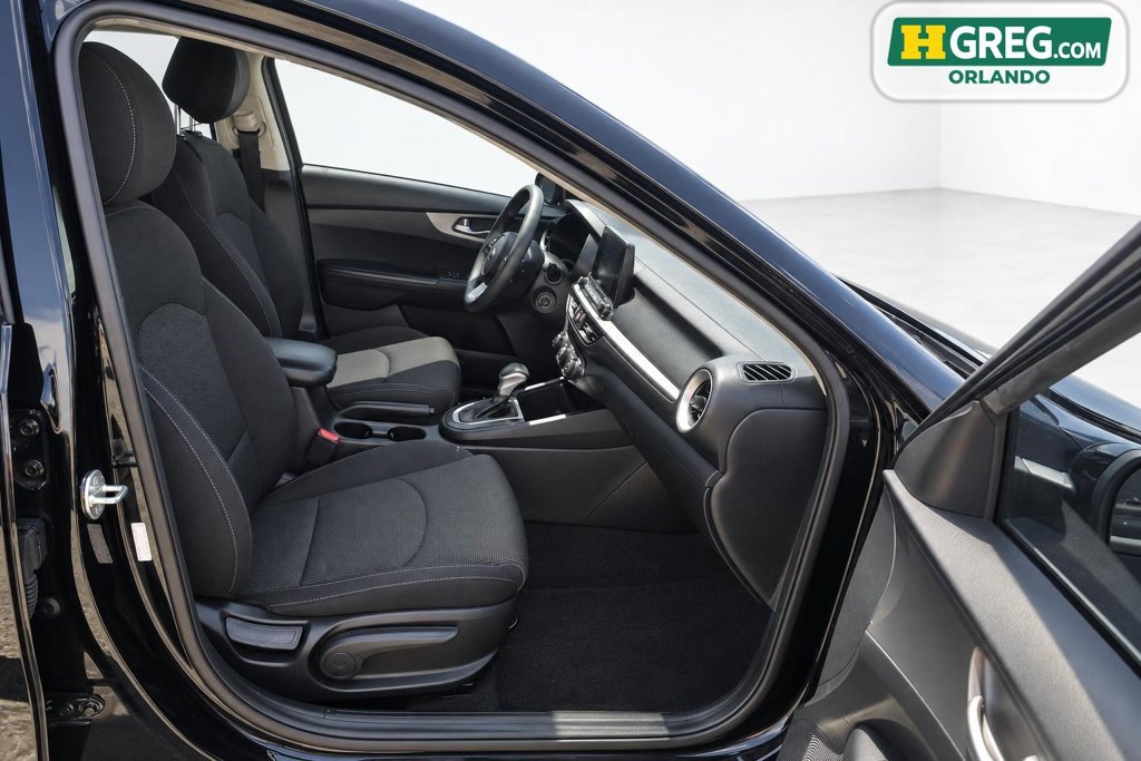Used 2021 Kia Forte Sedan FWD image 11
