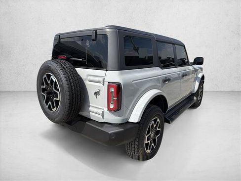 New 2026 Ford Bronco Outer Banks AWD/4WD image 5