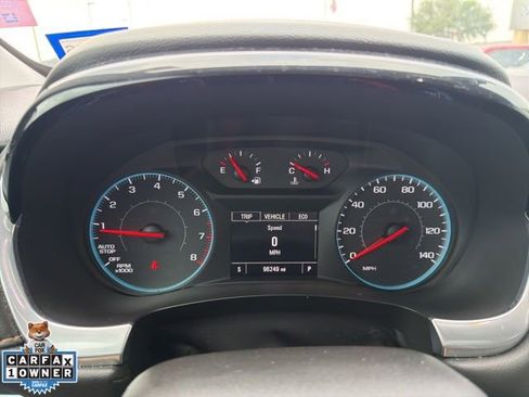 Used 2021 Chevrolet Traverse LS w/ LPO, Floor Liner Package FWD image 11