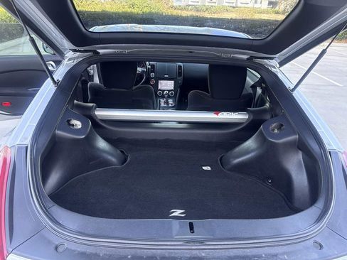 Used 2013 Nissan 370Z Coupe RWD image 12