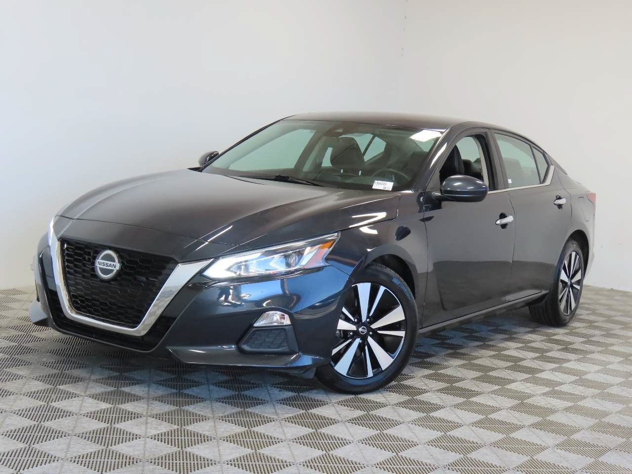 Used 2022 Nissan Altima 2.5 SV FWD image 1