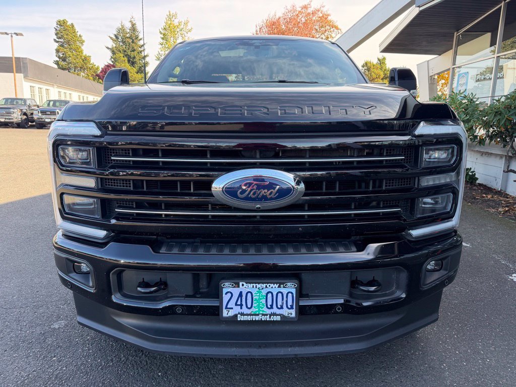 Used 2025 Ford F350 Platinum AWD/4WD image 4