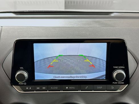 Used 2025 Nissan Sentra S FWD image 22