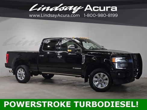 Used 2018 Ford F350 Platinum w/ Platinum Ultimate Package image 3