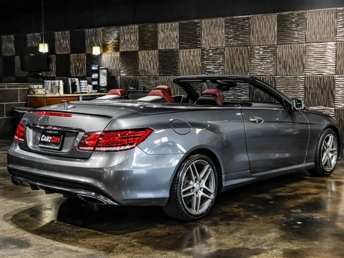 Used 2017 Mercedes-Benz E 550 Cabriolet image 11