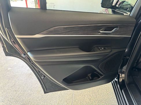 Used 2025 Jeep Grand Cherokee L Limited w/ Trailer Tow Package image 11