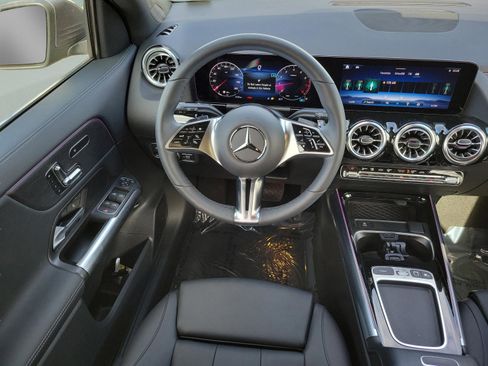 Certified 2026 Mercedes-Benz GLA 250 image 17