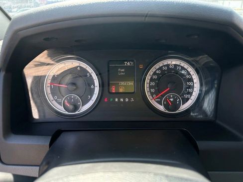 Used 2018 RAM 1500 Tradesman w/ Chrome Appearance Group image 10