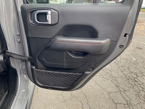 Used 2021 Jeep Gladiator Mojave image 40