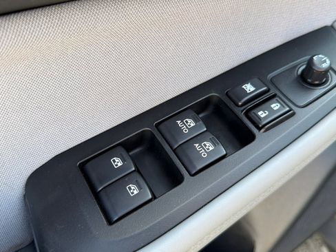 Used 2018 Subaru Outback 2.5i Premium image 19