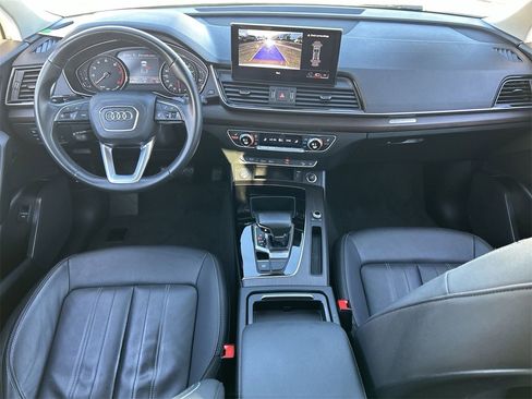 Used 2022 Audi Q5 2.0T Premium image 12