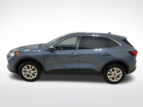 Used 2023 Ford Escape Active image 2