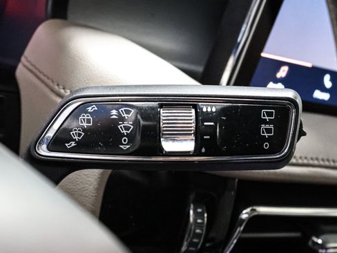 Used 2022 Lincoln Nautilus AWD w/ Premium Package image 39