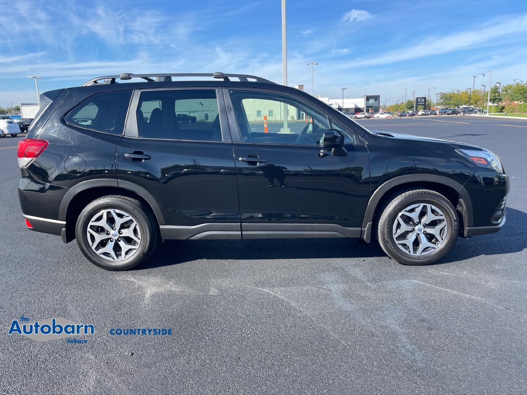 Used 2023 Subaru Forester Premium AWD/4WD image 6