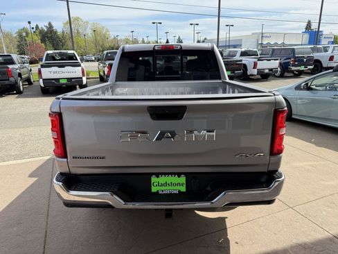Used 2025 RAM 1500 Big Horn AWD/4WD image 5