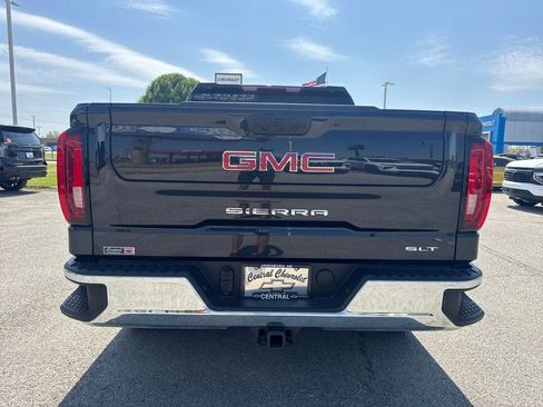Used 2025 GMC Sierra 1500 SLT AWD/4WD image 5