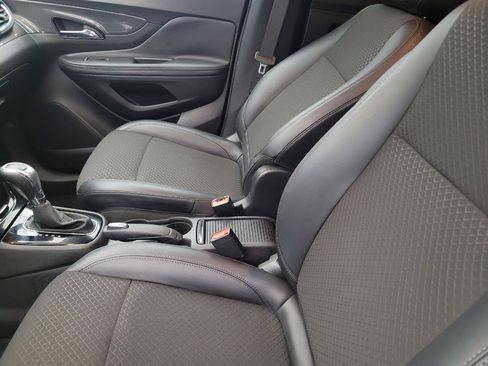 Used 2019 Buick Encore Preferred image 17