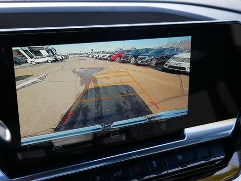 New 2026 GMC Sierra 1500 SLE w/ Preferred Package image 8