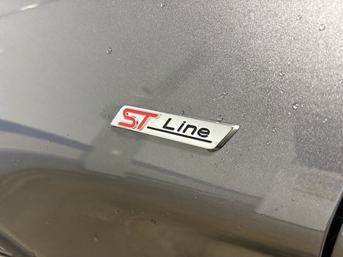 New 2026 Ford Explorer ST-Line image 28