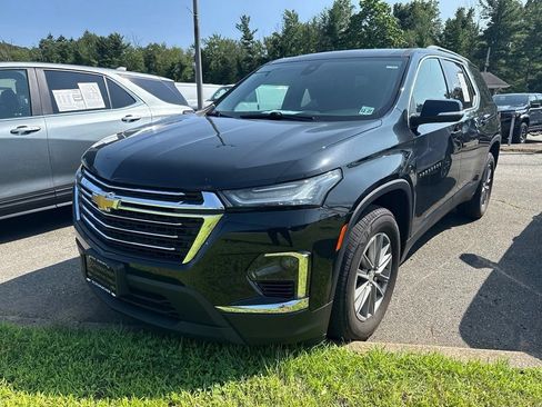 Used 2022 Chevrolet Traverse LT AWD/4WD image 3