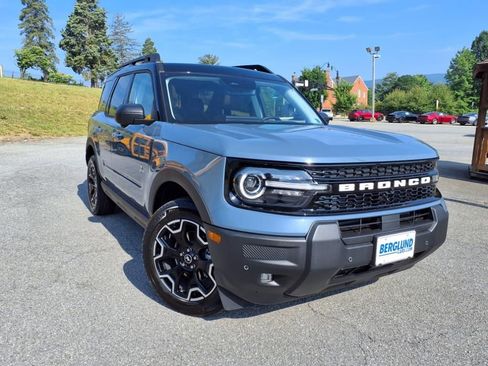 New 2025 Ford Bronco Sport Outer Banks image 3