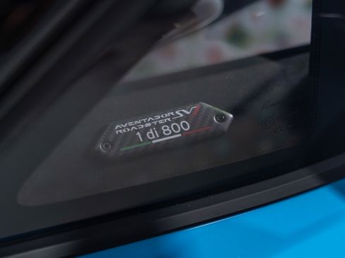 Used 2021 Lamborghini Aventador SVJ image 44