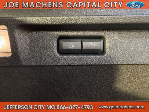 Used 2022 Lincoln Corsair AWD w/ Premium Package image 12