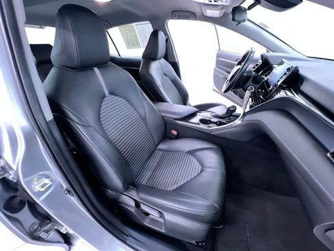 Used 2024 Toyota Camry SE FWD image 35