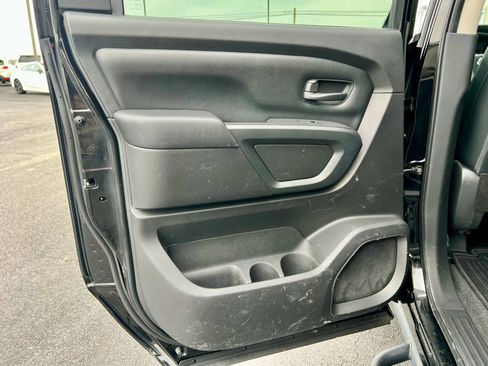 Used 2021 Nissan Titan S w/ S Utility Package image 30