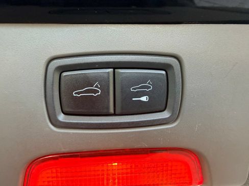 Used 2016 Porsche Cayenne S AWD/4WD image 28