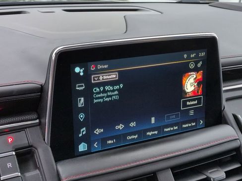 Used 2022 Chevrolet Suburban RST w/ Luxury Package AWD/4WD image 14