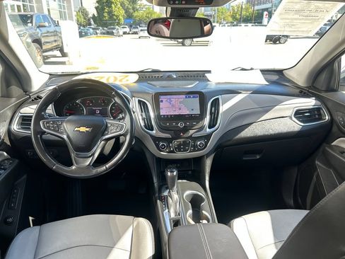 Used 2020 Chevrolet Equinox Premier AWD/4WD image 13
