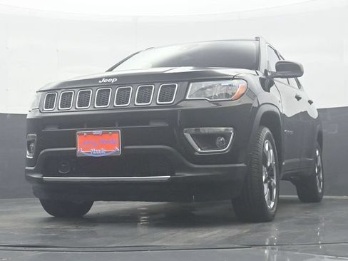 Used 2021 Jeep Compass Limited w/ Sun and Sound Group AWD/4WD image 29