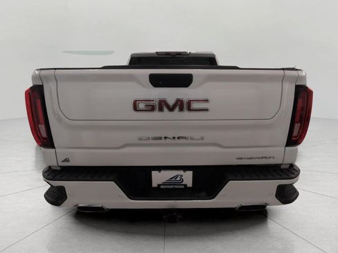 Used 2021 GMC Sierra 1500 Denali w/ Denali Ultimate Package AWD/4WD image 6