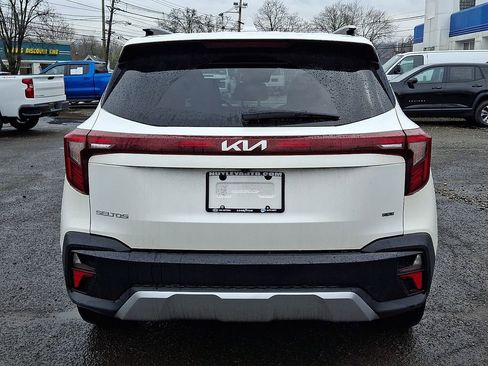 Used 2024 Kia Seltos SX image 8