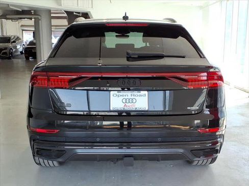 Used 2023 Audi Q8 Premium Plus w/ Premium Plus Package AWD/4WD image 5