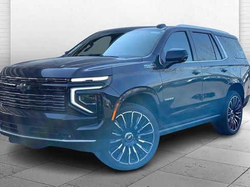 New 2026 Chevrolet Tahoe High Country AWD/4WD image 2