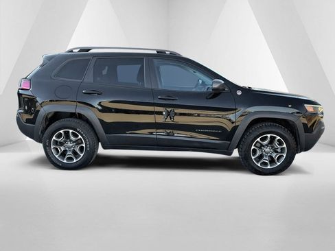 Used 2021 Jeep Cherokee Trailhawk w/ Sun, Sound & Nav Group image 8