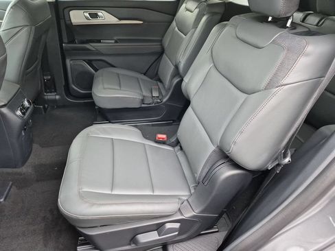 New 2026 Ford Explorer Active AWD/4WD image 18
