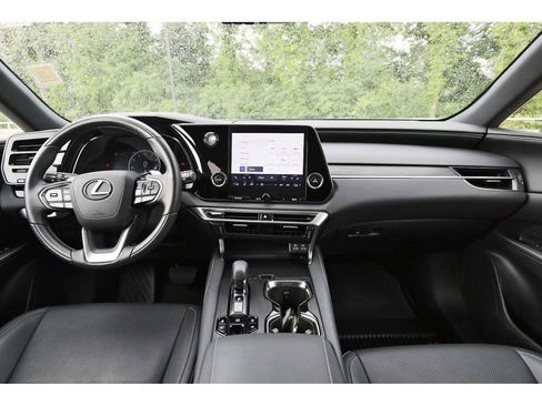 Used 2023 Lexus RX 350 Premium w/ Cold Area Package AWD/4WD image 7