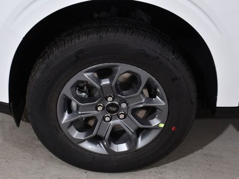 New 2026 Ford Maverick XLT w/ 4K Tow Package AWD/4WD image 22