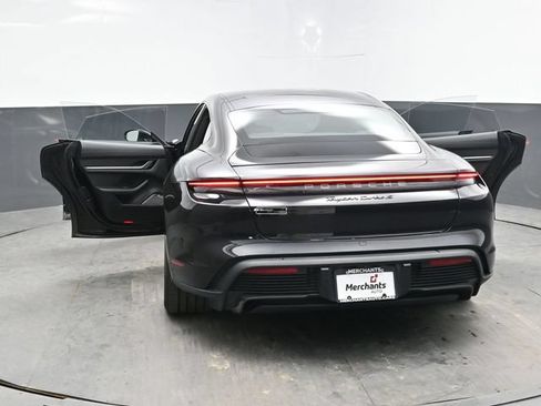 Used 2020 Porsche Taycan Turbo AWD/4WD image 40