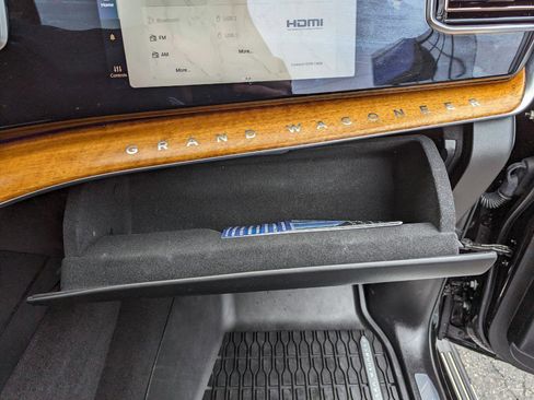 Used 2022 Jeep Grand Wagoneer Series III w/ Rear Seat Video Group 1 image 39