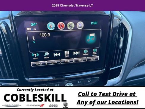 Used 2019 Chevrolet Traverse LT image 25
