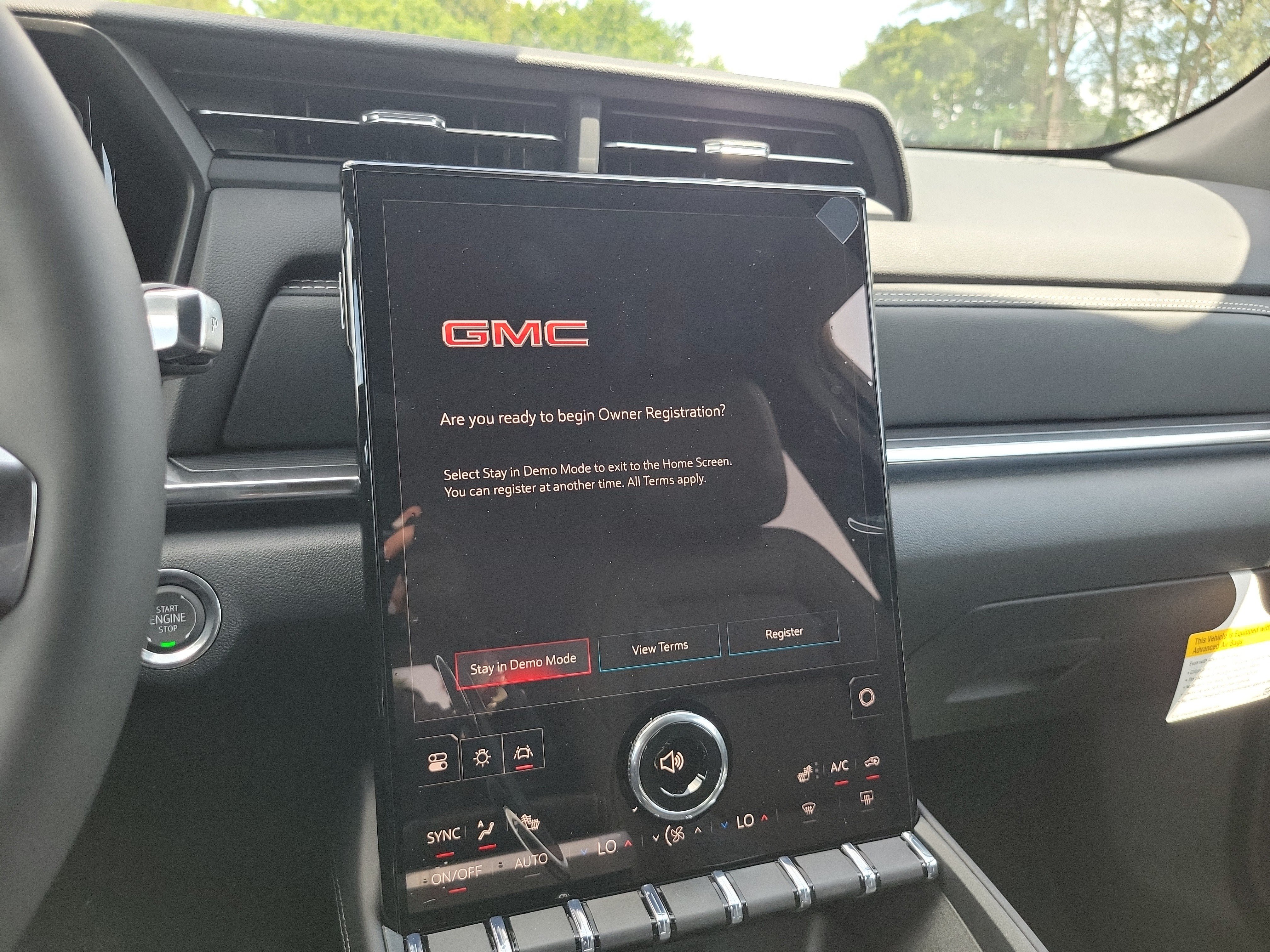 New 2027 GMC Terrain Elevation w/ Elevation Premium Package FWD image 11