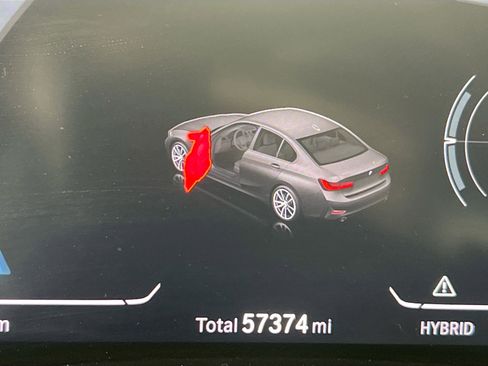 Used 2022 BMW 330e xDrive w/ Premium Package image 12