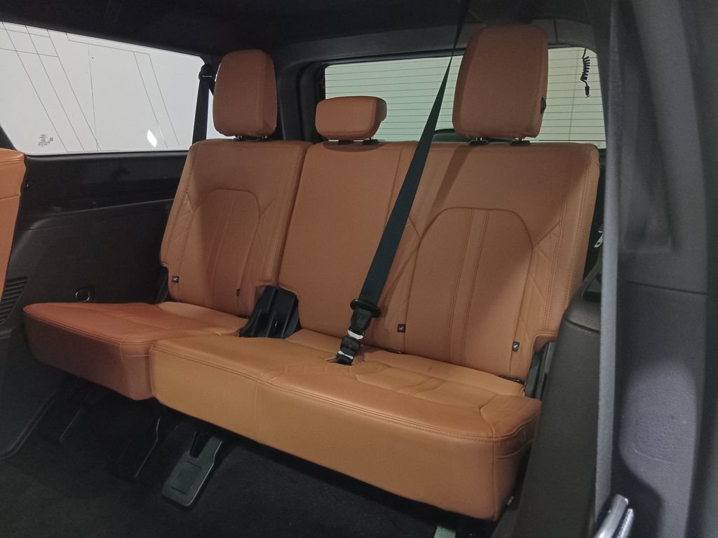 Certified 2022 Ford Expedition Max Platinum AWD/4WD image 14