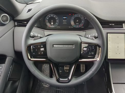 Certified 2025 Land Rover Range Rover Evoque Dynamic SE image 25