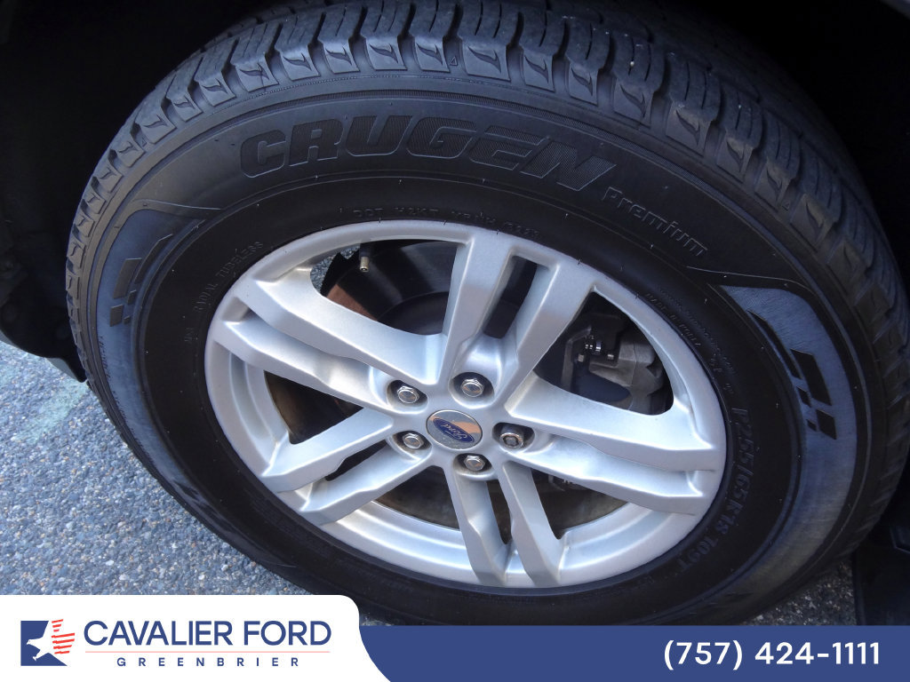 Used 2021 Ford Explorer XLT RWD image 13